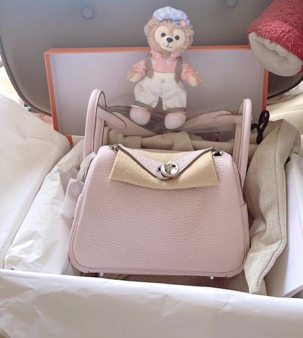 HERMES MINI LINDY 09夢幻紫 buywithada,france,全球代購,歐洲,exquisite,quality goods,posh,fancy,luxurious