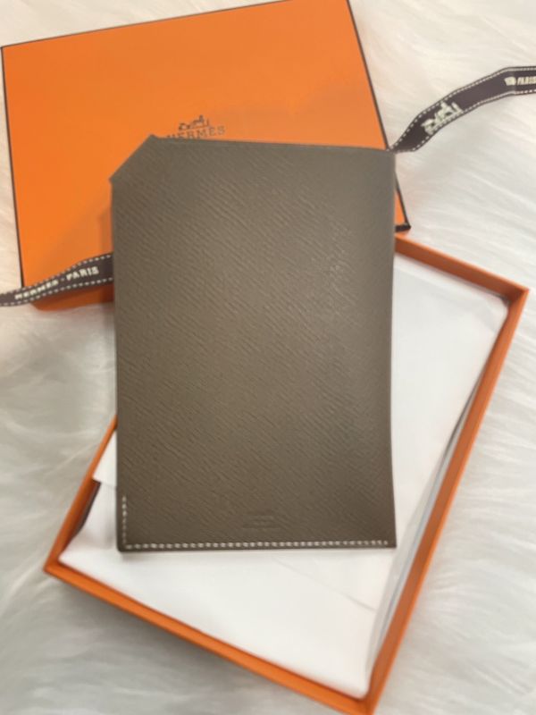 HERMES 護照夾 EPSOM 皮革 大象灰 buywithada,france,全球代購,歐洲,exquisite,quality goods,posh,fancy,luxurious