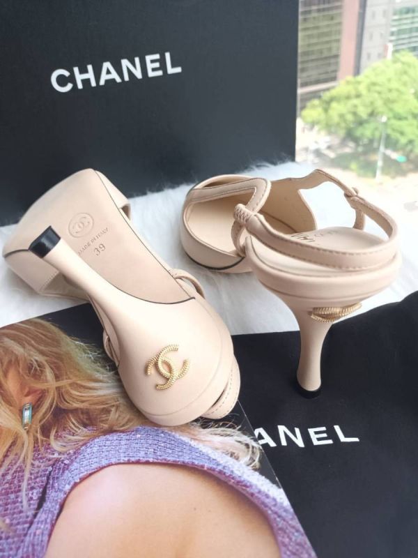 CHANEL 後跟金色CC高跟鞋 奶茶色 SIZE 39 buywithada,france,全球代購,歐洲,exquisite,quality goods,posh,fancy,luxurious