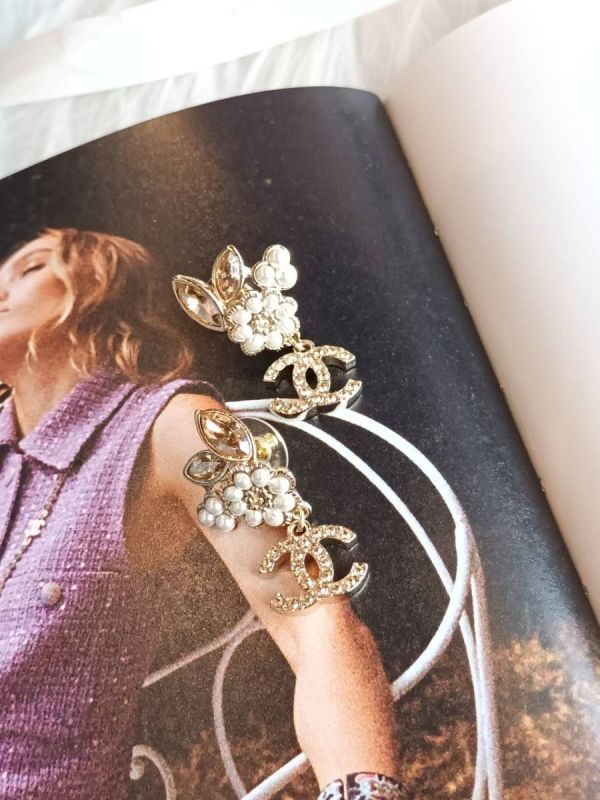 CHANEL 23 小花珍珠水鑽耳針 buywithada,france,全球代購,歐洲,exquisite,quality goods,posh,fancy,luxurious