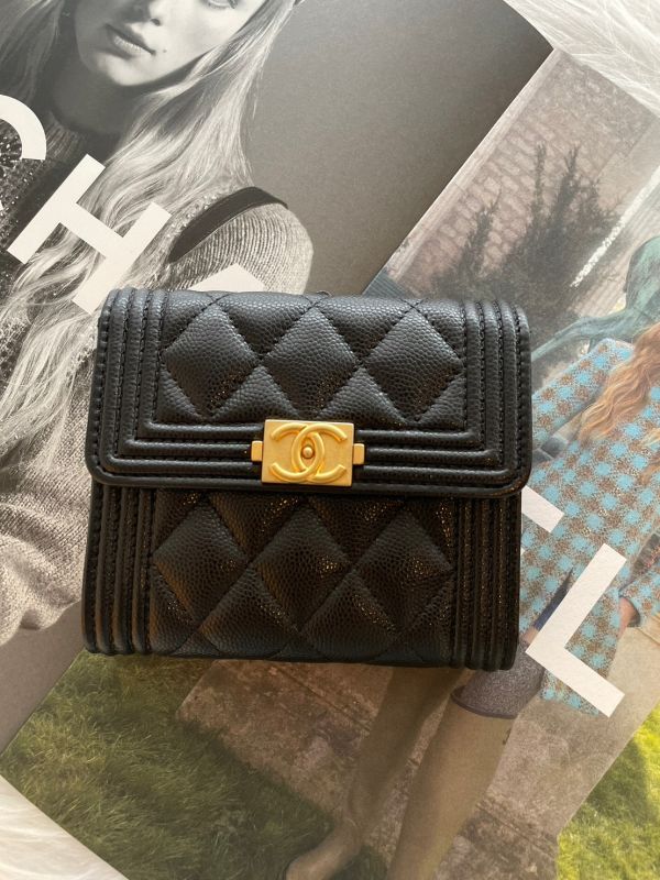 CHANEL BOY 三折金釦短夾 buywithada,france,全球代購,歐洲,exquisite,quality goods,posh,fancy,luxurious