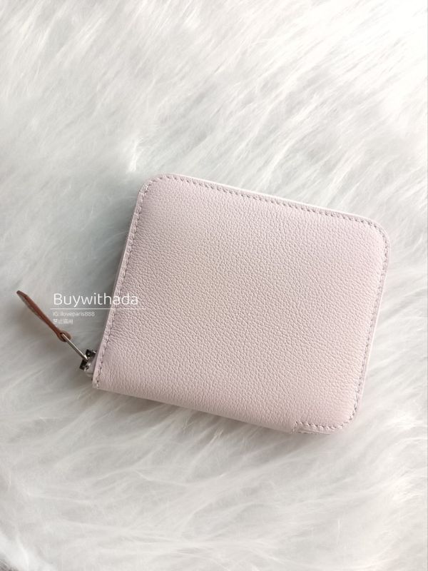 HERMES SILK IN COMPACT 絲巾短夾 09夢幻紫 最新內裡紅色牛仔印花 buywithada,france,全球代購,歐洲,exquisite,quality goods,posh,fancy,luxurious