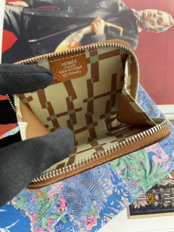 HERMES 金棕色 SILK IN 零錢包 buywithada,france,全球代購,歐洲,exquisite,quality goods,posh,fancy,luxurious