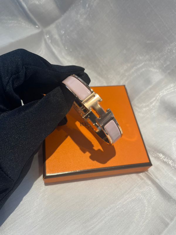 Hermès H琺瑯釦  櫻花粉玫瑰金釦手環 buywithada,france,全球代購,歐洲,exquisite,quality goods,posh,fancy,luxurious