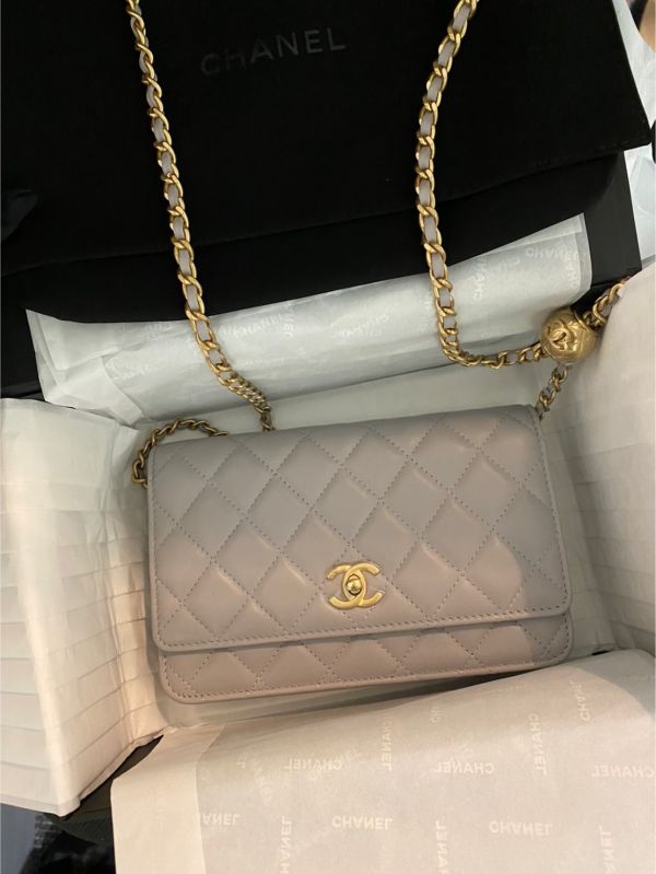 Chanel 灰色金球Woc Wallet on chain羊皮復古金釦 buywithada,france,全球代購,歐洲