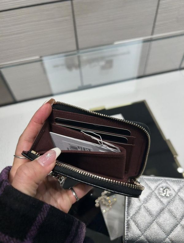 Chanel 爆款L型短夾錢包 現貨 代購,精品,ADA商店,網路商城,預約面交,buywithada,france,全球代購,歐洲,hermes,CHANEL,celine,lv,balenciaga,香奈兒,愛馬仕,路易威登,巴黎世家,VCA,CHROME HEARTS,克羅心,梵克雅寶,勾雅,高雅德,GOYARD