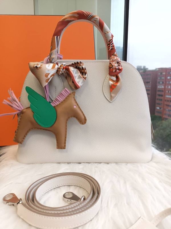 HERMES BOLIDE 25 M4奶灰色 銀釦 buywithada,france,全球代購,歐洲,exquisite,quality goods,posh,fancy,luxurious