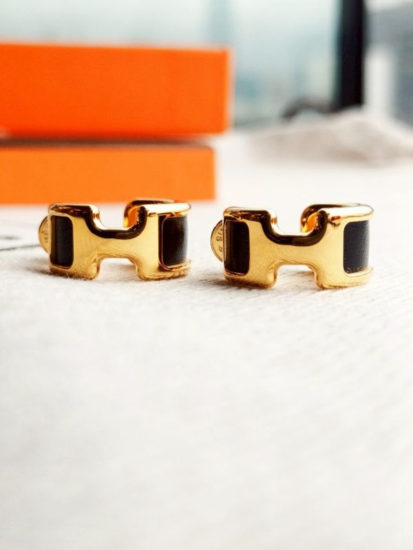 Hermès olympe 最新款H耳環 黑金配色 buywithada,france,全球代購,歐洲,exquisite,quality goods,posh,fancy,luxurious