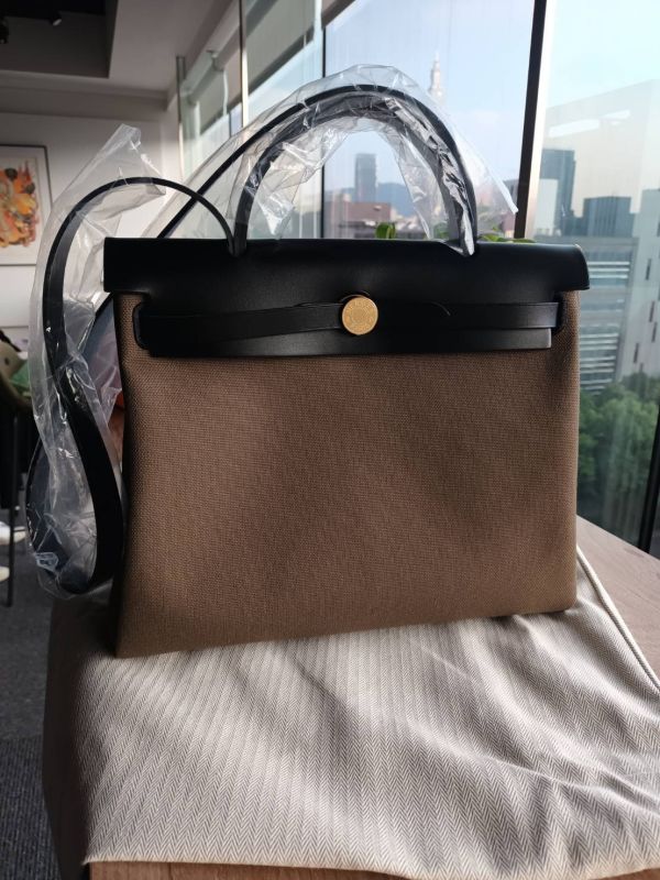 HERMES HERBAG 31 色號toundra 金釦 buywithada,france,全球代購,歐洲,exquisite,quality goods,posh,fancy,luxurious