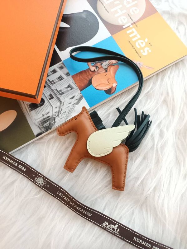 HERMES RODEO 金棕 氣泡綠 小飛馬 buywithada,france,全球代購,歐洲,exquisite,quality goods,posh,fancy,luxurious