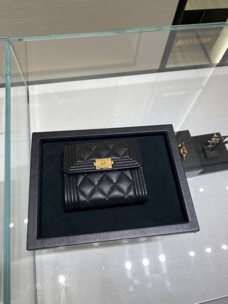 CHANEL BOY 三折金釦短夾 buywithada,france,全球代購,歐洲,exquisite,quality goods,posh,fancy,luxurious