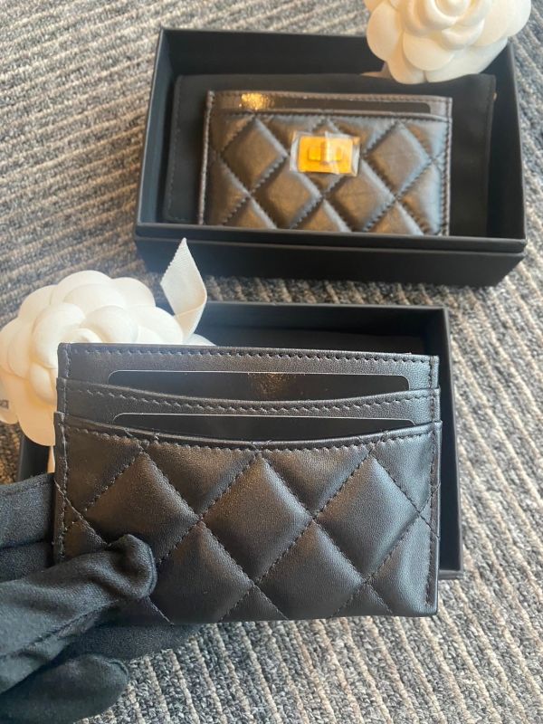 CHANEL 羊皮 黑色金釦 卡夾/名片夾 buywithada,france,全球代購,歐洲,exquisite,quality goods,posh,fancy,luxurious