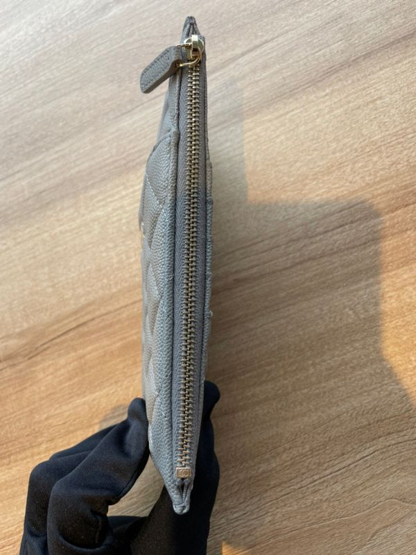 CHANEL 手機包/多功能手拿包 灰色荔枝皮 新色 康朋總店白盒 