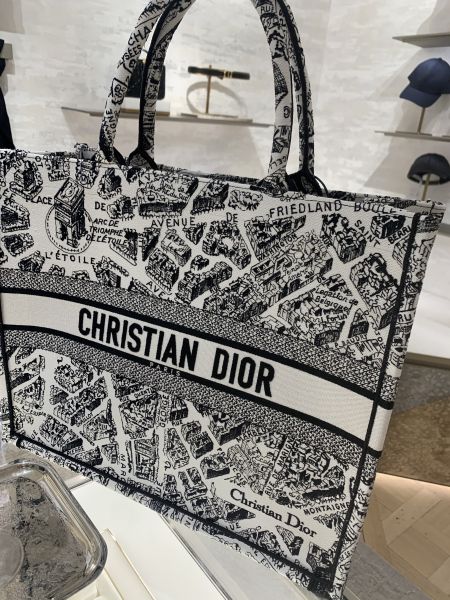 DIOR 中碼 DIOR BOOK TOTE 白色 Plan de Paris 刺繡 buywithada,france,全球代購,歐洲,exquisite,quality goods,posh,fancy,luxurious