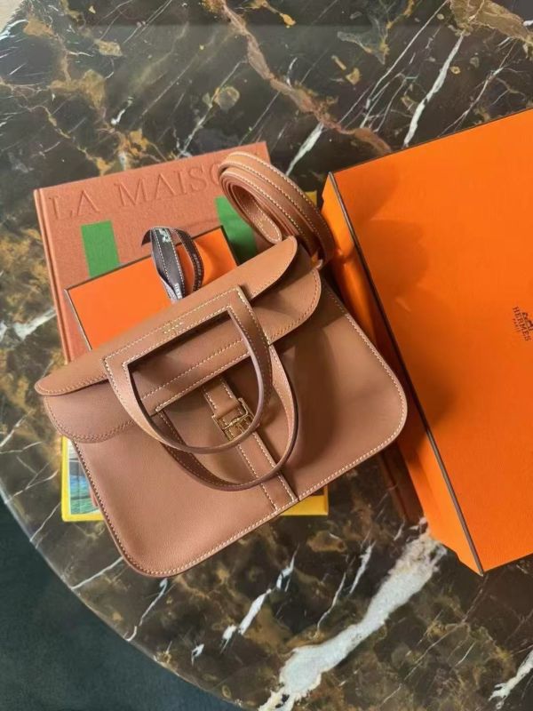 Hermes halzan mini swfit皮 金棕金釦 buywithada,france,全球代購,歐洲,exquisite,quality goods,posh,fancy,luxurious