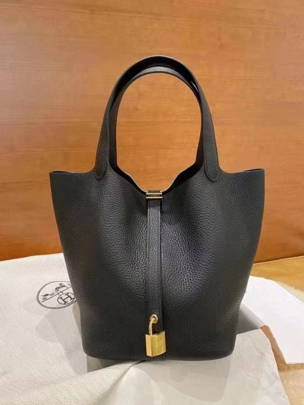 HERMES P22 PICOTIN 22 黑金 buywithada,france,全球代購,歐洲,exquisite,quality goods,posh,fancy,luxurious