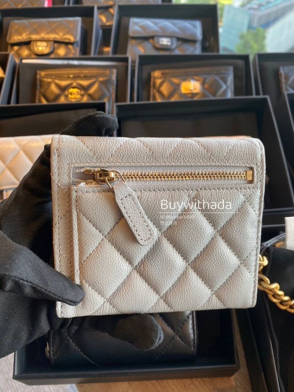 CHANEL CF 冰川灰 淡金荔枝皮 三折短夾 buywithada,france,全球代購,歐洲,exquisite,quality goods,posh,fancy,luxurious