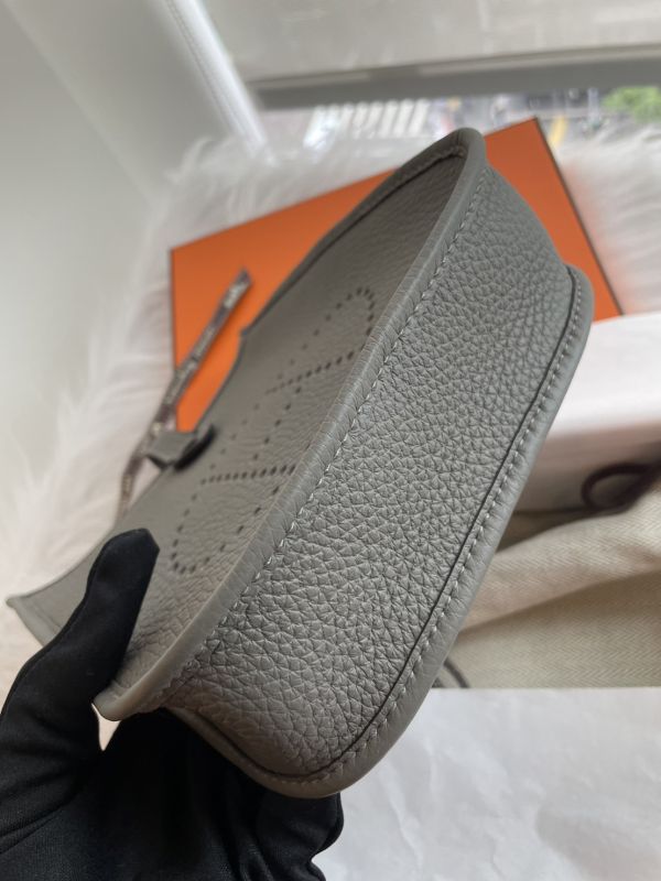 HERMES EVELYNE MINI 積雨雲灰金釦 B刻 台灣購証 buywithada,france,全球代購,歐洲,exquisite,quality goods,posh,fancy,luxurious