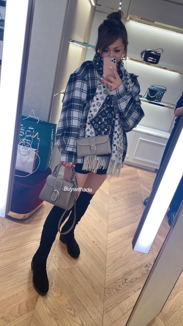 Delvaux Brillant Long wallet on Chain Surpiqué WOC 大象灰/金棕 buywithada,france,全球代購,歐洲,exquisite,quality goods,posh,fancy,luxurious
