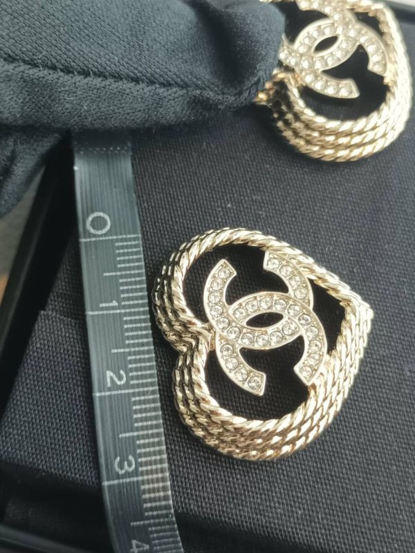 CHANEL 24P 大愛心 CC水鑽鏤空耳環 buywithada,france,全球代購,歐洲,exquisite,quality goods,posh,fancy,luxurious