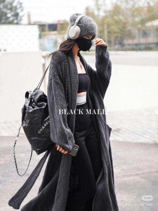 CHANEL 22後背包 小號 黑銀 buywithada,france,全球代購,歐洲,exquisite,quality goods,posh,fancy,luxurious
