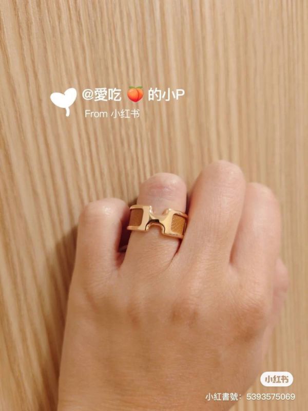 HERMES Olympe 爆款H 戒指 金棕玫瑰金 XS buywithada,france,全球代購,歐洲,exquisite,quality goods,posh,fancy,luxurious