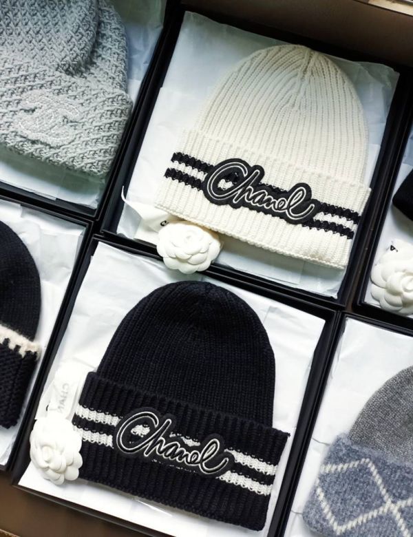 CHANEL 24B 草寫Chanel字樣毛帽 (黑 現貨 buywithada,france,全球代購,歐洲,exquisite,quality goods,posh,fancy,luxurious