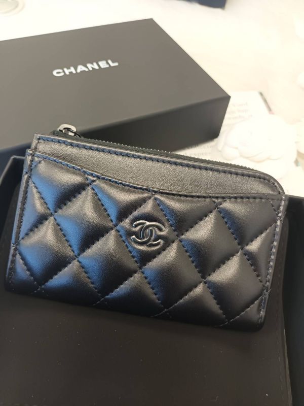 CHANEL so black 黑羊皮 L拉鍊零錢卡包 buywithada,france,全球代購,歐洲,exquisite,quality goods,posh,fancy,luxurious