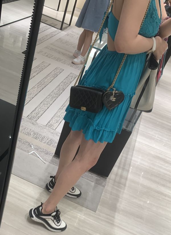 CHANEL BOY WOC 2合1 手機包 黑荔枝金釦 buywithada,france,全球代購,歐洲,exquisite,quality goods,posh,fancy,luxurious