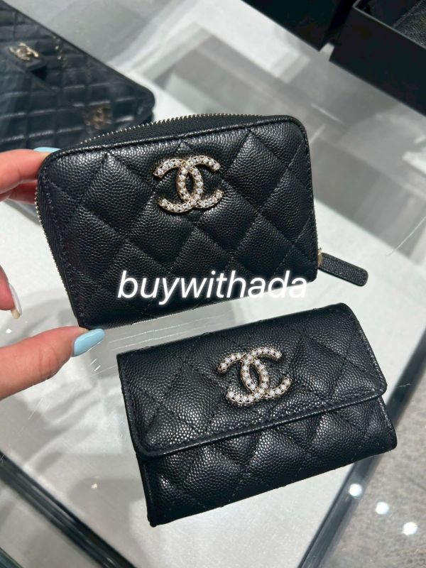 CHANEL 25 季節限量水鑽CC 新款ㄇ字拉鏈錢包 零錢拉鏈袋+內卡片層 buywithada,france,全球代購,歐洲,exquisite,quality goods,posh,fancy,luxurious