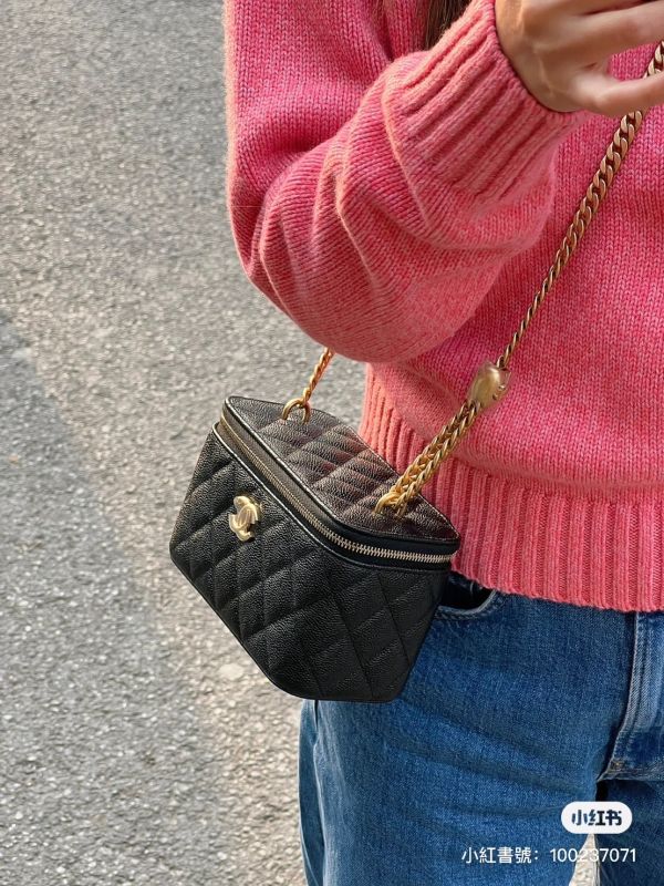 CHANEL愛心調節釦長盒子 buywithada,france,全球代購,歐洲,exquisite,quality goods,posh,fancy,luxurious