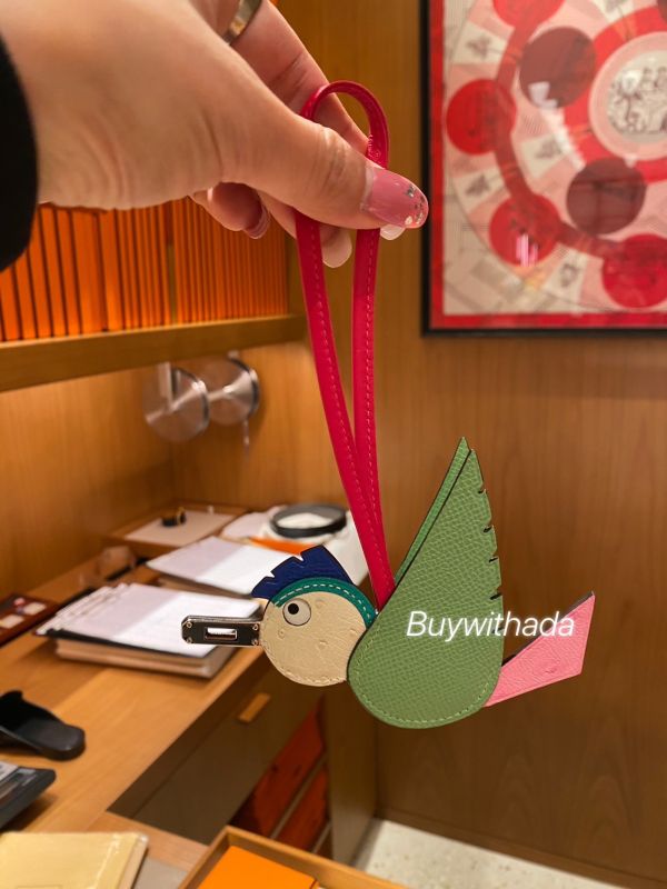 HERMES 拼色/拼鴕鳥皮Birdy 吊飾 buywithada,france,全球代購,歐洲,exquisite,quality goods,posh,fancy,luxurious