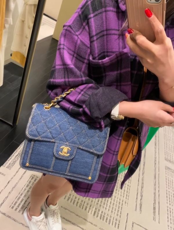 CHANEL 正本購證 手提/雙背 2用 丹寧 BACKPACK 現貨 buywithada,france,全球代購,歐洲,exquisite,quality goods,posh,fancy,luxurious