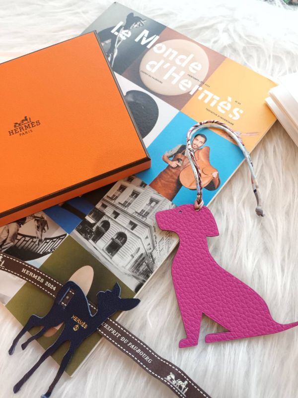 HERMES 雙面狗狗吊飾 buywithada,france,全球代購,歐洲,exquisite,quality goods,posh,fancy,luxurious