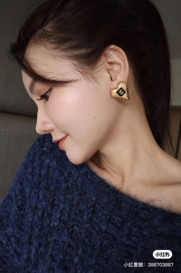 台灣現貨 CHANEL 23K 黑色金沙愛心耳針 大SIZE 2.5*2.8CM buywithada,france,全球代購,歐洲,exquisite,quality goods,posh,fancy,luxurious