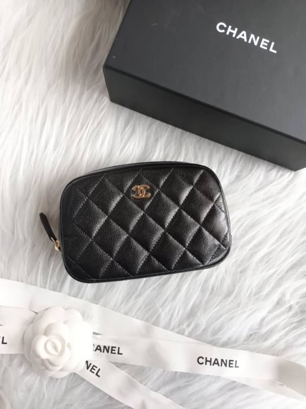 CHANEL 黑荔枝金釦拉鏈化妝包 buywithada,france,全球代購,歐洲,exquisite,quality goods,posh,fancy,luxurious