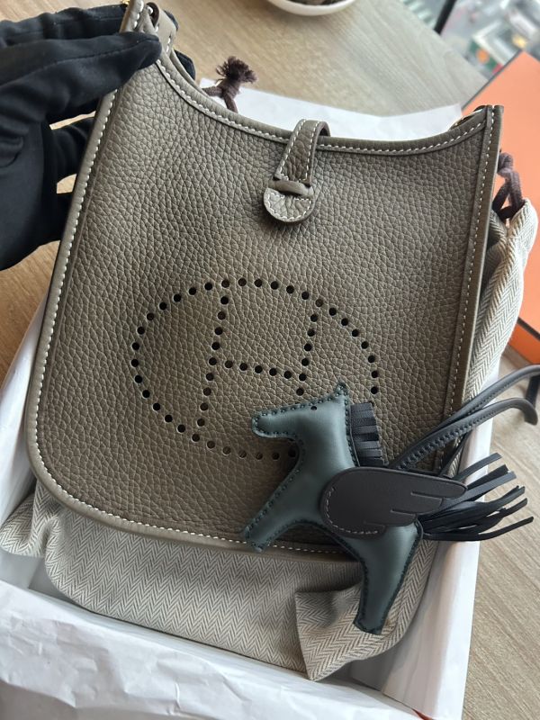 HERMES RODEO PM 3拼色小飛馬 新鮮抵台 ADA嚴選電商,網路商城,只售真品,品質保證,歡迎預約面交,buywithada,全球代購,歐洲,quality goods,fancy,HERMES