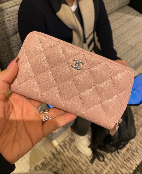 CHANEL 24P 粉色銀釦經典款中夾 buywithada,france,全球代購,歐洲,exquisite,quality goods,posh,fancy,luxurious