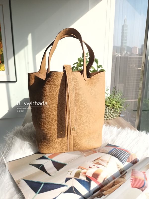 HERMES P22 PICOTIN 22 餅乾色金釦 B刻 TC皮 現貨 buywithada,france,全球代購,歐洲,exquisite,quality goods,posh,fancy,luxurious