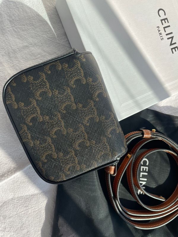 CELINE迷你老花凱旋門包  台灣售價43000 buywithada,代購,精品,廢包