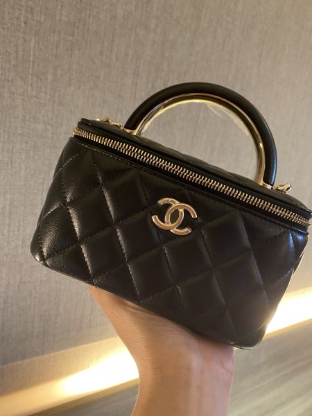 CHANEL 羊皮長盒子 ada,歐洲