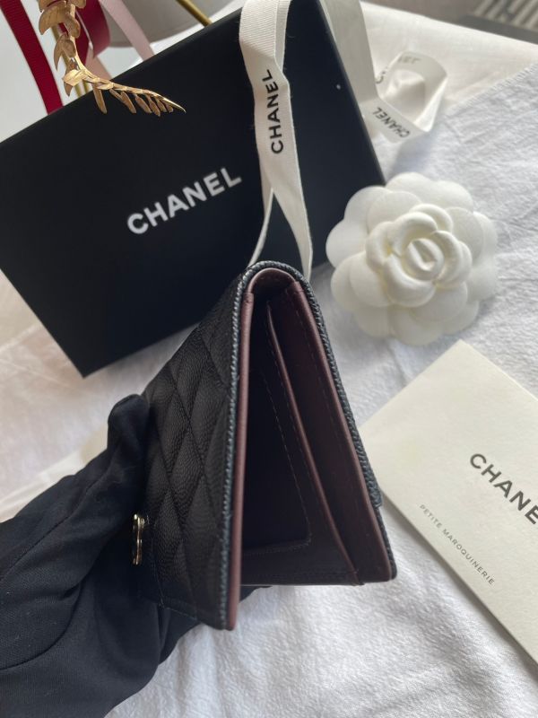 CHANEL 荔枝皮淡金釦卡片包 buywithada,france,全球代購,歐洲,exquisite,quality goods,posh,fancy,luxurious