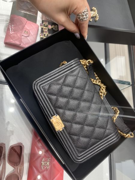 CHANEL BOY WOC 2合1 手機包 黑荔枝金釦 buywithada,france,全球代購,歐洲,exquisite,quality goods,posh,fancy,luxurious
