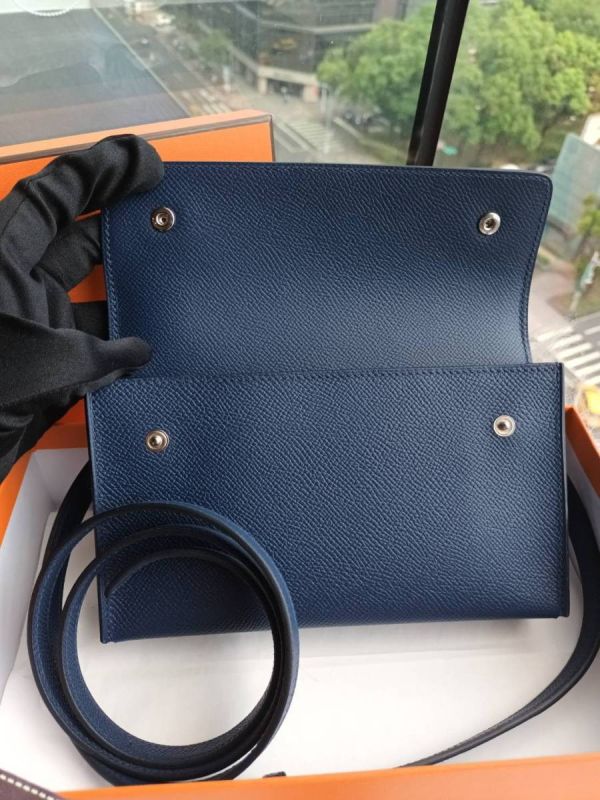 HERMES SNAP WALLET 藏藍色 buywithada,france,全球代購,歐洲,exquisite,quality goods,posh,fancy,luxurious