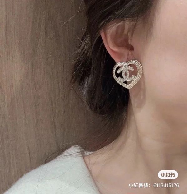 CHANEL 24P 大愛心 CC水鑽鏤空耳環 buywithada,france,全球代購,歐洲,exquisite,quality goods,posh,fancy,luxurious