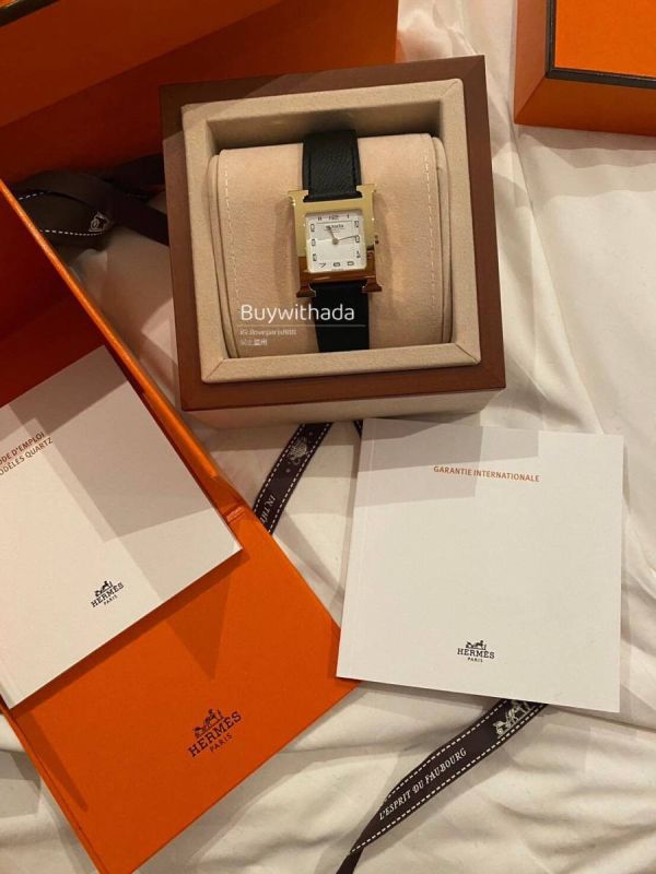 台灣現貨 HERMES HEURE H 黑金 30mm 中號手錶 buywithada,france,全球代購,歐洲,exquisite,quality goods,posh,fancy,luxurious,hermes,watch