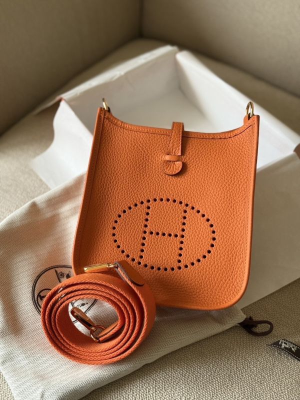 Hermes Evelyne mini 愛馬仕橘金釦 buywithada,france,全球代購,歐洲,exquisite,quality goods,posh,fancy,luxurious
