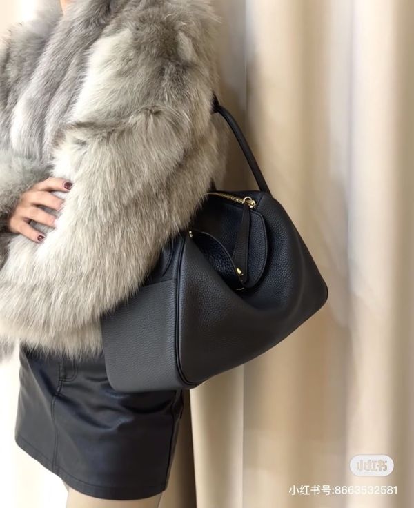 Hermes Lindy 30  w 黑金 台灣現貨 buywithada,france,全球代購,歐洲,exquisite,quality goods,posh,fancy,luxurious