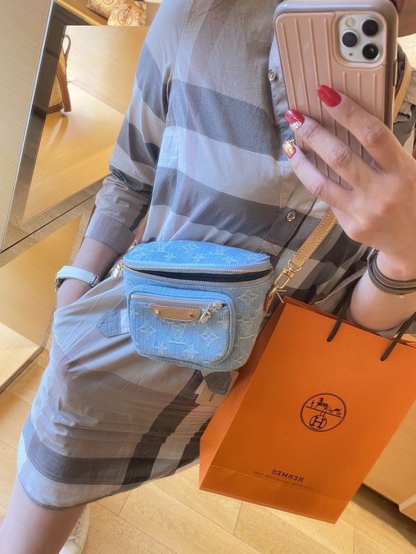 LV 超限量牛仔單寧 Mini Bumbag 全新全配 buywithada,france,全球代購,歐洲,exquisite,quality goods,posh,fancy,luxurious
