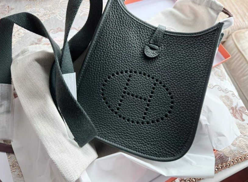 Hermes Evelyne mini 16 深綠金釦 短背袋 buywithada,france,全球代購,歐洲,exquisite,quality goods,posh,fancy,luxurious
